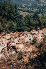 Landscapes of the mountains in central Mexico, you can see mountains, valleys, trees and clearings.