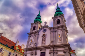 Fototapeta na wymiar Mariahilfer church in Vienna, Austria.