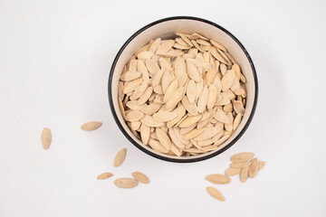 Bol de pepitas saladas 