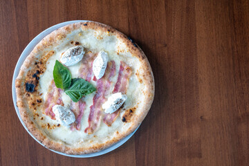 La vera pizza doc fatta a Napoli