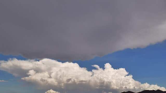 Twi different clouds 
