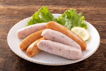 ウィンナーソーセージ　(粗挽き・レモン＆パセリ)　調理前