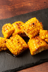 トウモロコシのバター正油焼き