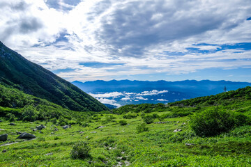 Fototapeta na wymiar 長野県中央アルプス木曽駒ヶ岳からの景色