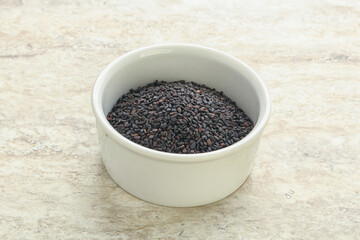 Black sesame seeds in the bowl