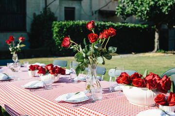 funs on the table in italy