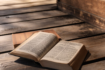 Obraz premium 古い本