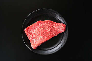 和牛　ステーキ肉　モモ