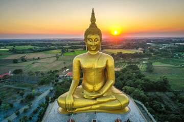 Obraz premium Big Buddha during sunset at Wat Muang in Ang Thong, Thailand