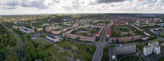 Panorama Stadtbild, Planstadt, Eisenhuettenstadt 2022, Luftaufnahme, Deutschland