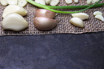garlic with tree on kitchen