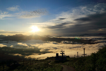 Obraz premium sunset in the mountains