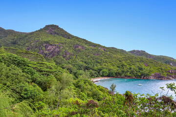 Fototapeta na wymiar View of the beach on the Seychelles island