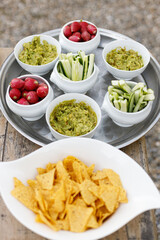 Apéritif légumes et guacamole