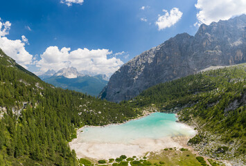Naklejka na ściany i meble Lago di Sorapis, Dolomiti, Cortina, Italia