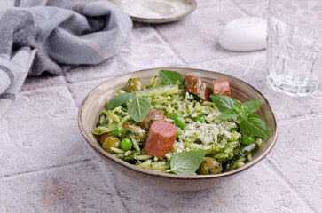 Pasta with vegetables and sausages