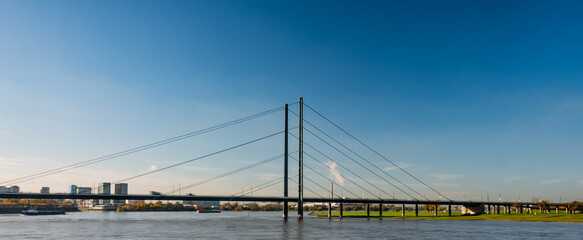 bridge over the river Rhine	

