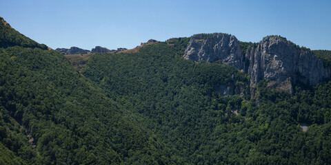 Fototapeta premium Contreforts du Vercors près du col de la Bataille