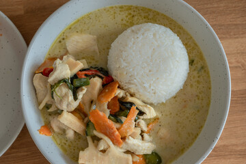 Thai Food Green Chilli Pad Thai With Prawn Sticky Rice

