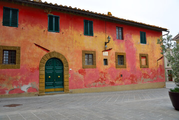 Fototapeta na wymiar historical building in the historic center of the Tuscan village Ghizzano Italy