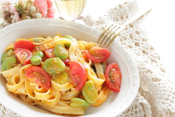 homemade broad beans tomato sauce fettuccine pasta 