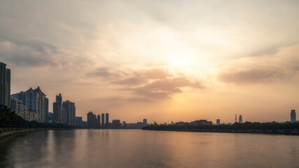 Fototapeta premium Street scene of modern buildings on both sides of the Pearl River in Guangzhou