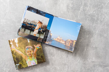 travel photo books, Family Members - obrazy, fototapety, plakaty
