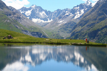 Obraz na płótnie Canvas Ecrin national park in hautes alpes, french alps