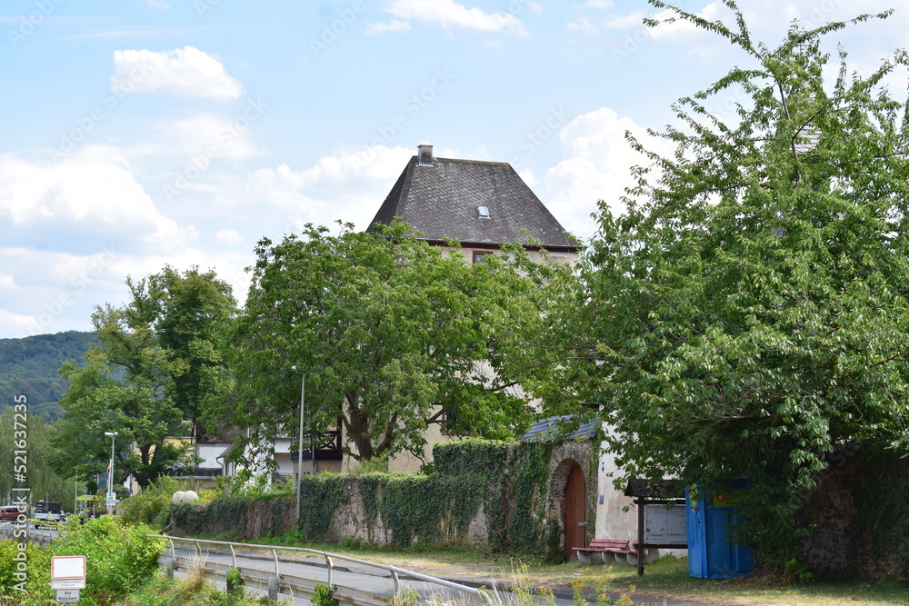 Wall mural osterspai mit altem stadttor