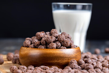 chocolate balls are used as a dry breakfast with the addition of milk or yogurt