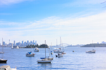 Fototapeta premium オーストラリアのシドニーにある名所と青空