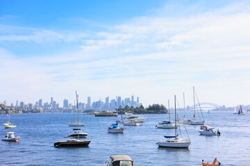 Fototapeta na wymiar オーストラリアのシドニーにある名所と青空