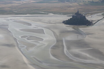 Vue aérienne de la baie du Mont-Saint-Michel, France