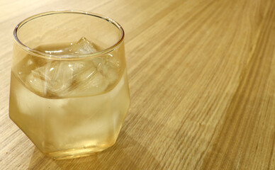 グラスに入っている冷えた飲み物