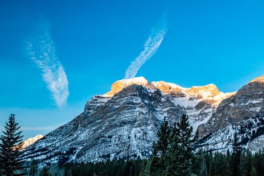 Views from the roadisde on a drive through the park. Spray Valley Provincial Park