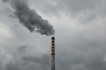 Thermal power plant smoke polluting air and enviroment