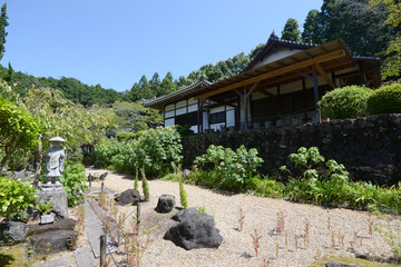 玄賓庵　 境内　奈良県 桜井市茅原