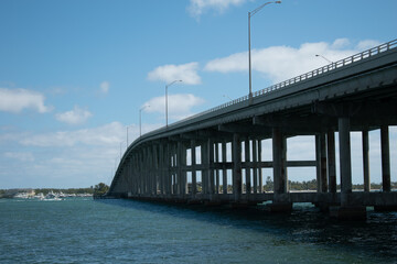 Bridge - Puente - V&iacute;a 