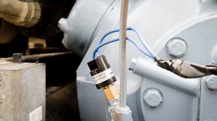 High low Pressure  sensor installed on compressore block. Chiller system controlling refrigerant ,refrigerant pressure switch sensor.