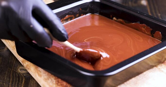 making chocolate from high-quality cocoa and cocoa butter  