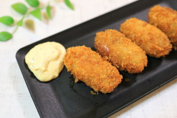 揚げたてカキフライ