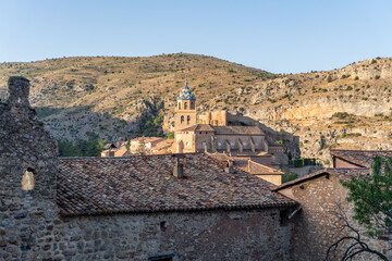 Fototapeta na wymiar Streets, houses and details of Albarracín, Teruel (Spain)
