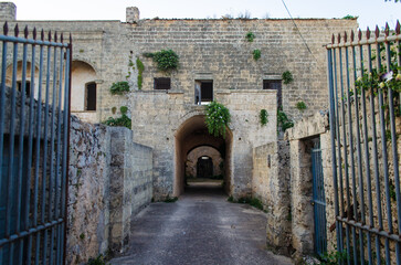 Fototapeta na wymiar L'ingresso del castello feudale di Giuliano di Lecce in Salento, Puglia