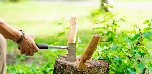 薪　薪割り　キャンプ　アウトドア　焚き火