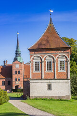 Obraz premium Little tower in the garden of the castle in Rosenholm