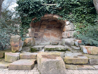 Park complex of historical sights. Museums, cozy alleys and beautiful installations