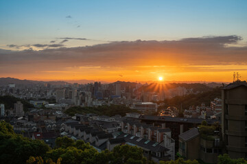Fototapeta na wymiar Sunset in Taiwan with sunshine 