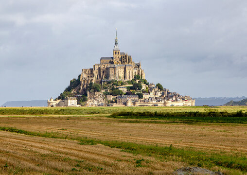 Abad&iacute;a de Mont Saint Michel (siglo X). La Mancha, Normand&iacute;a, Francia.
