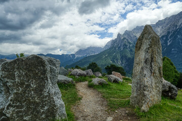 Aussichtspunkt und Blick auf die Karwendel Gebirgsgruppe bei Mittenwald 