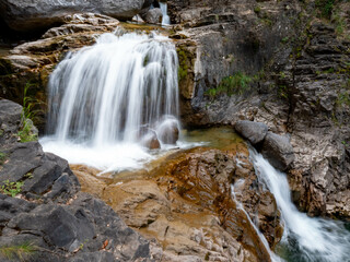 MOUNTAIN waterfall lacs and water